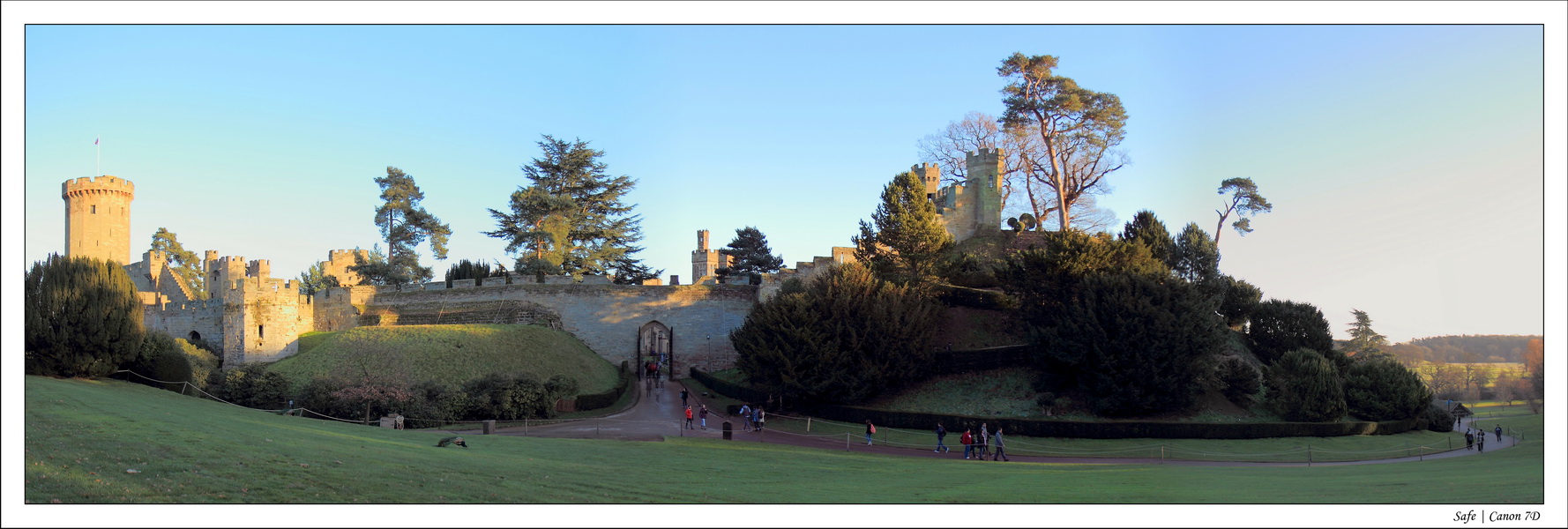 2011   01   Pano Warwick 2